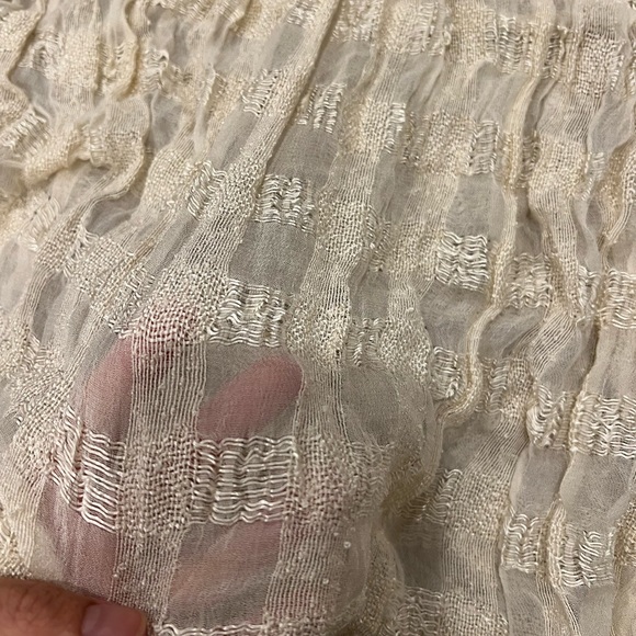 New Romantics Flower Bud Embroidered Tunic - Picture 7 of 11